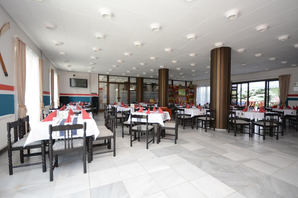 Hethland Zamardi Vsz Ueduelo Hotel Bagian luar foto