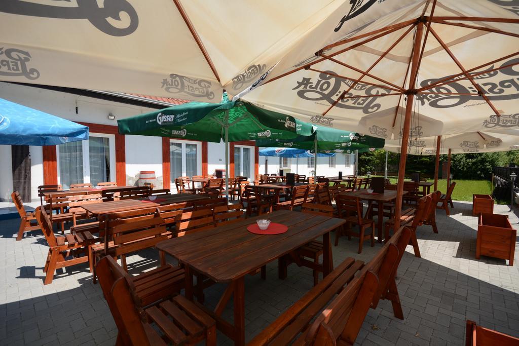 Hethland Zamardi Vsz Ueduelo Hotel Bagian luar foto